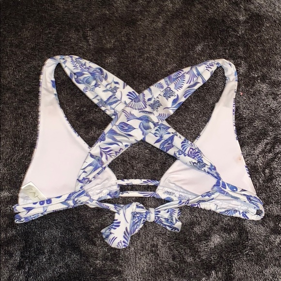 4/10$ 💙 SAHA bikini top - Picture 2 of 2